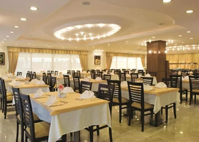 Hotel Kemalhan Beach